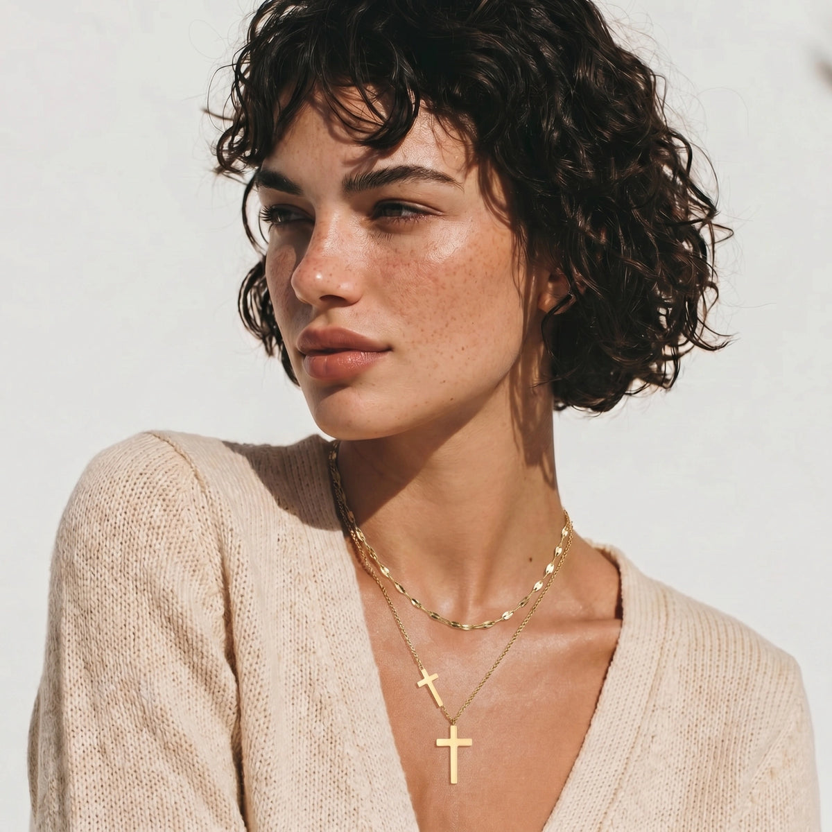 Divine Layers Cross Halskette